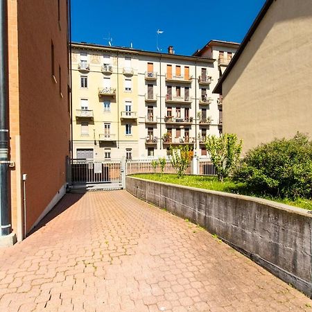 Come Casa Like Home Apartment With Parking Torino Exterior foto