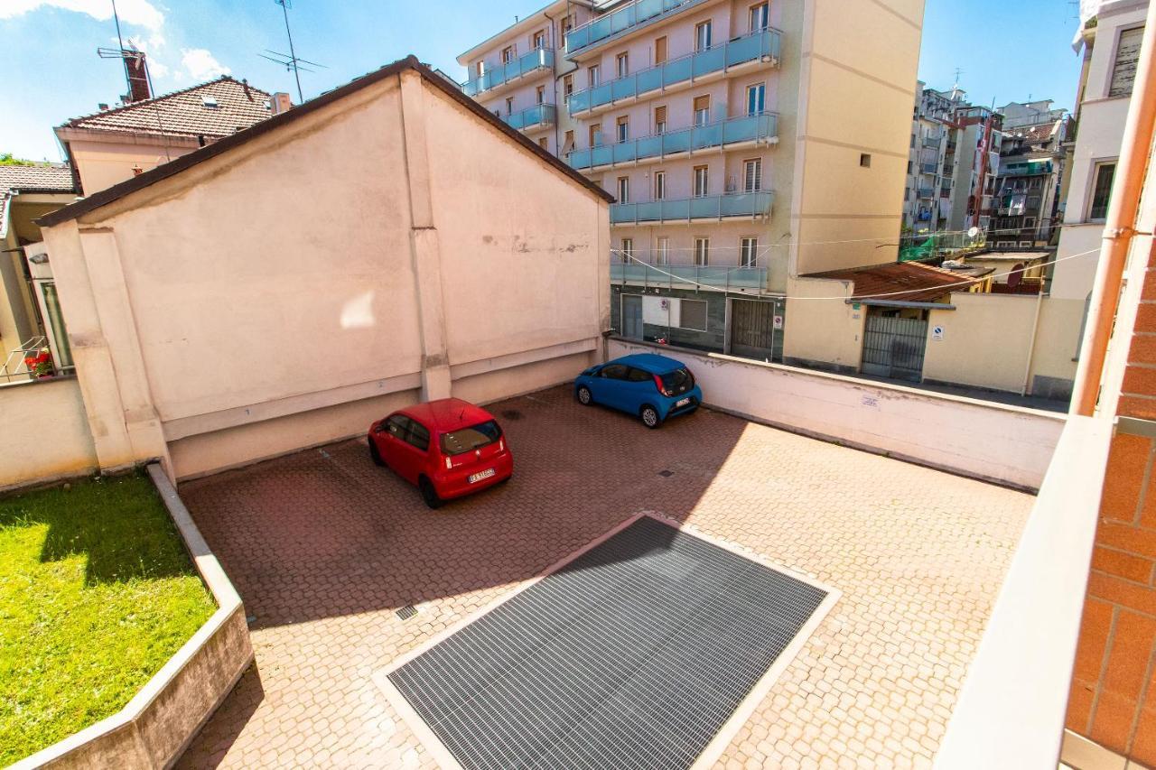 Come Casa Like Home Apartment With Parking Torino Exterior foto